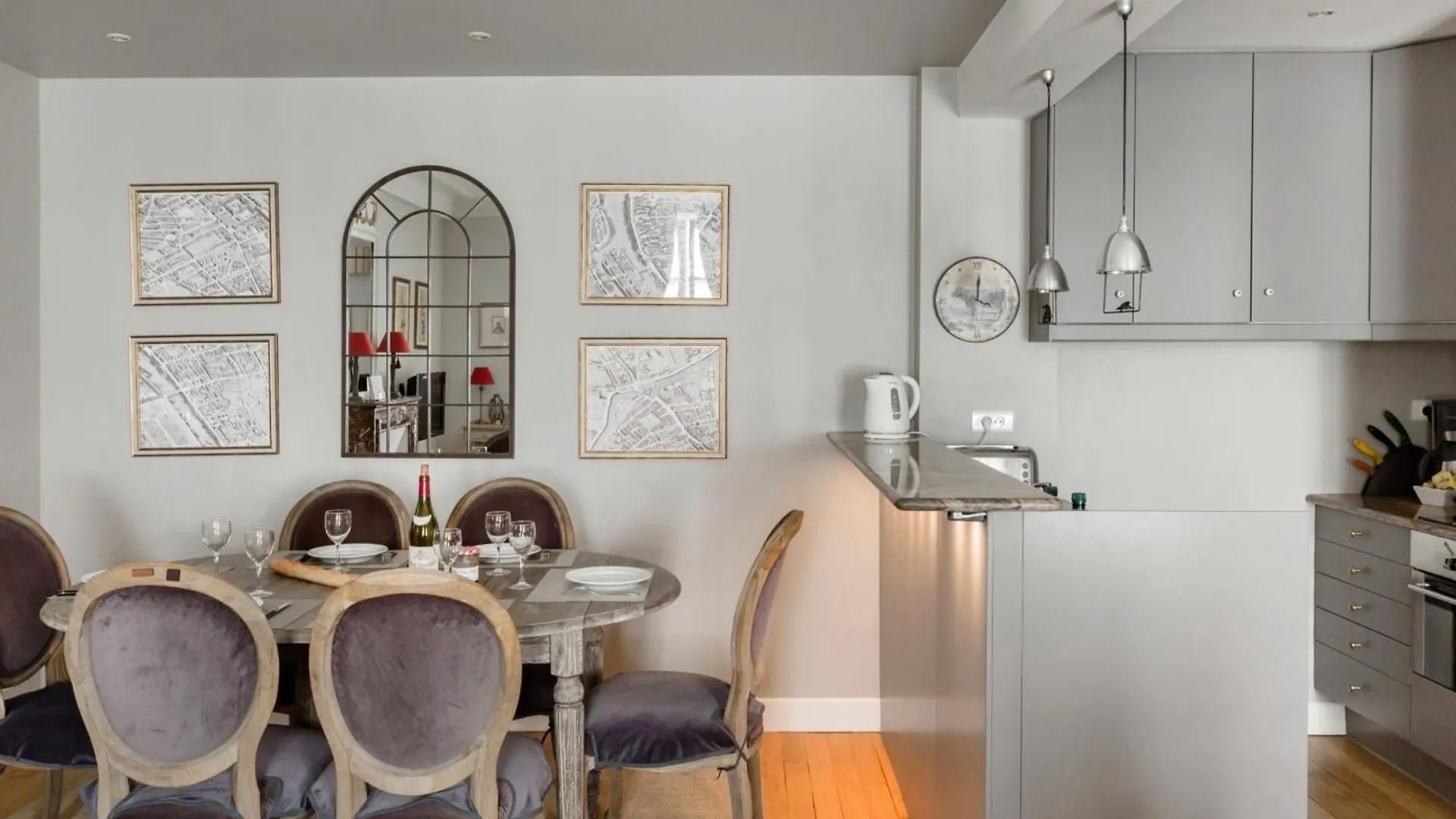 Brouilly Apartment One Block From Eiffel Tower Paris