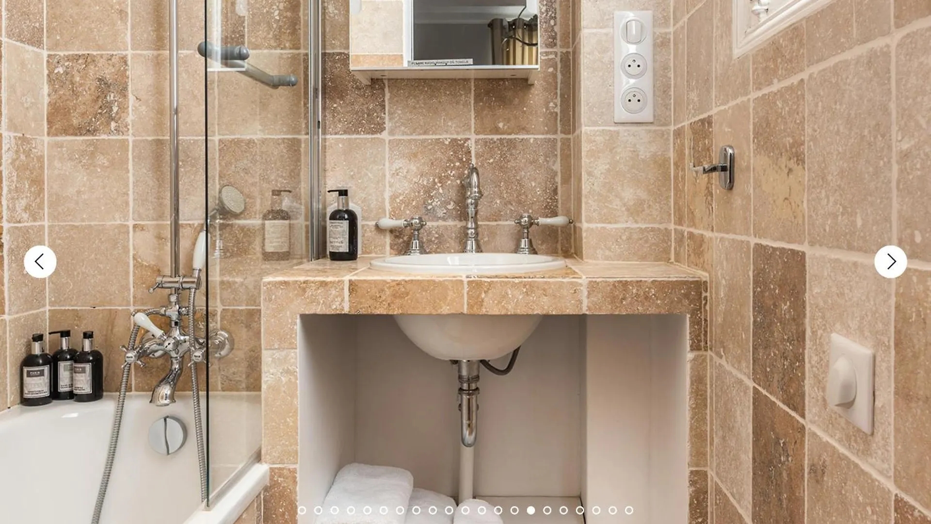 Brouilly Apartment One Block From Eiffel Tower Paris France