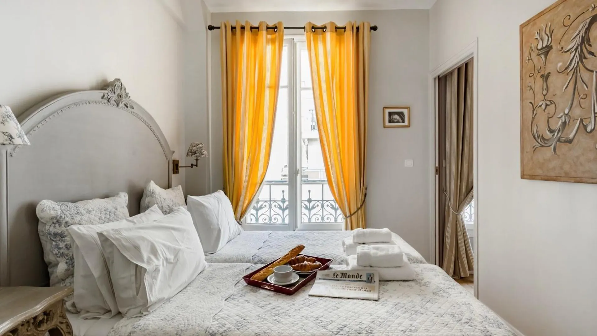 Brouilly Apartment One Block From Eiffel Tower Paris 0*,